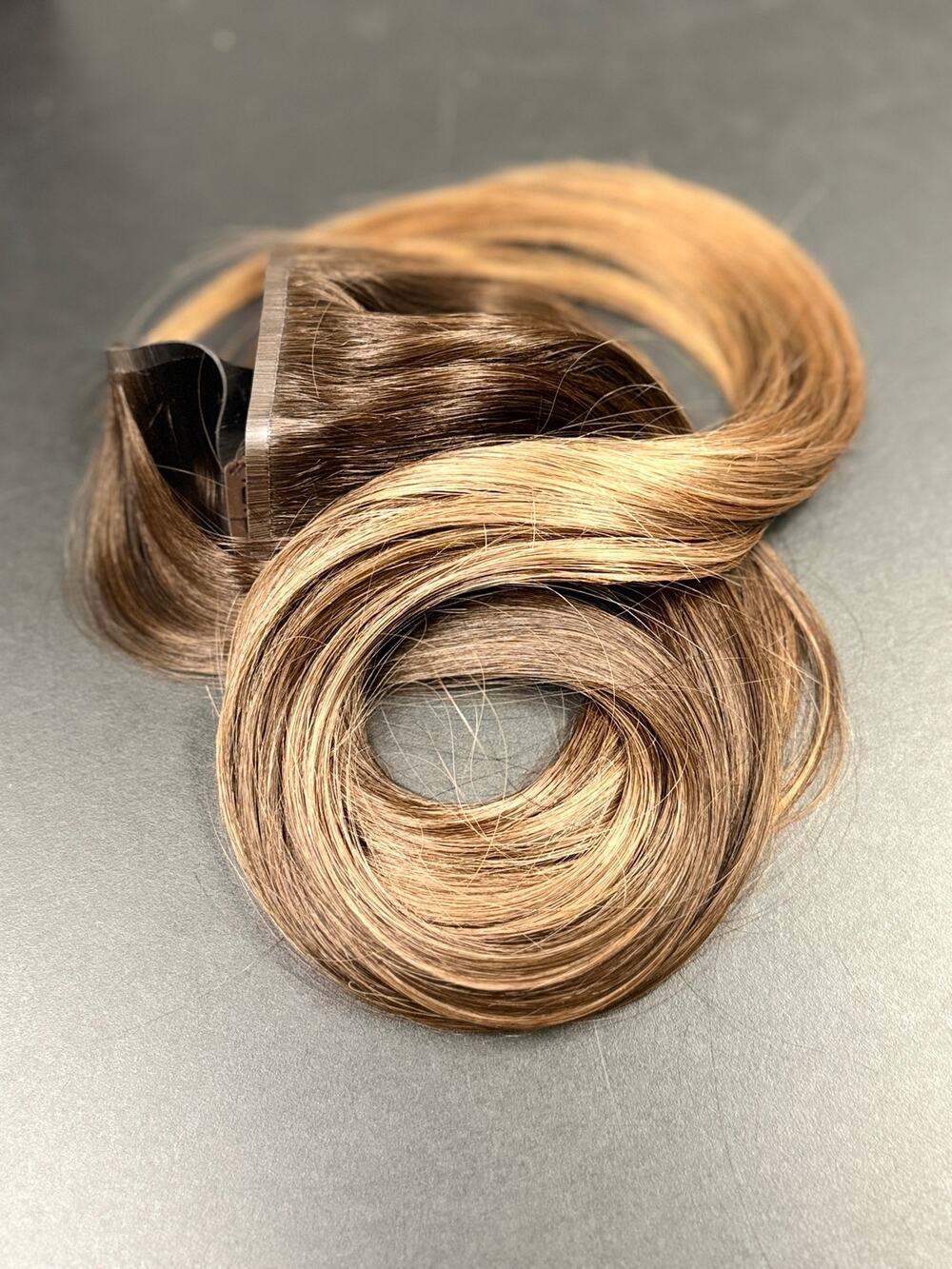 BELLAMI Silk Seam Volumizing Weft 22in 55g #2/6 Balayage Human Hair NWT